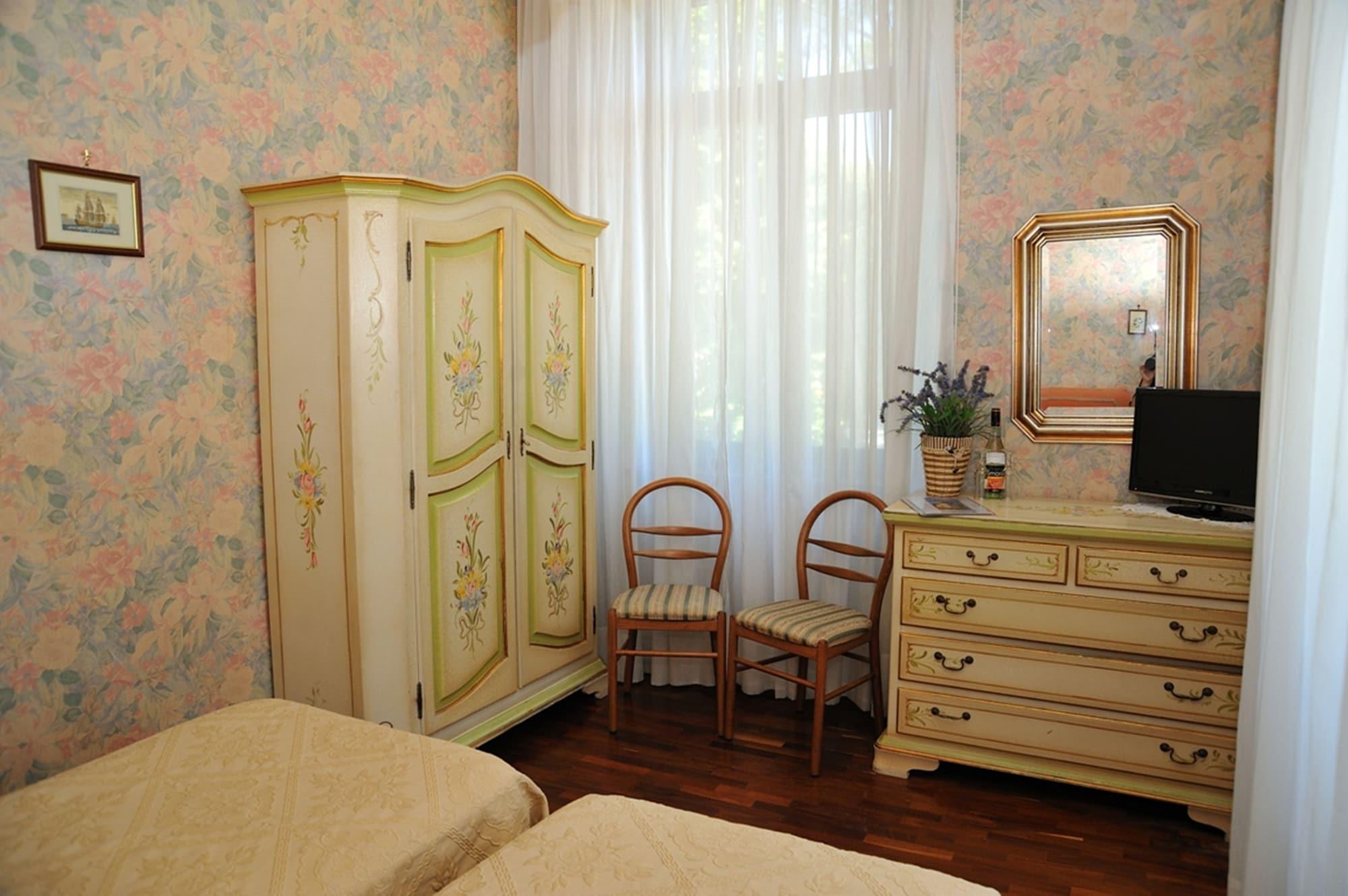 Hotel Savona 몬테카티니테르메 외부 사진