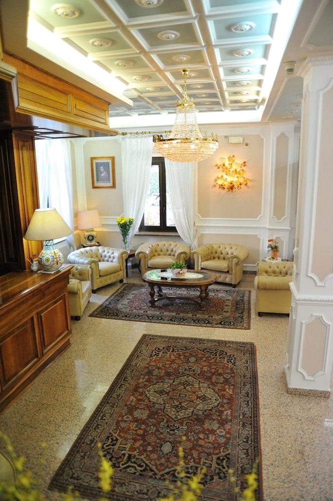 Hotel Savona 몬테카티니테르메 외부 사진