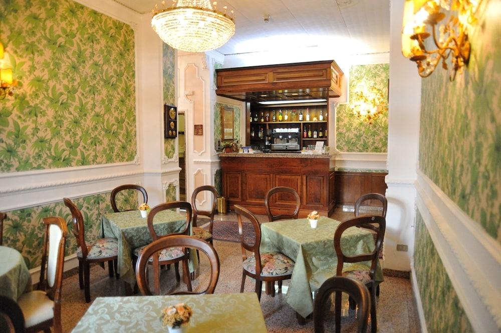Hotel Savona 몬테카티니테르메 외부 사진