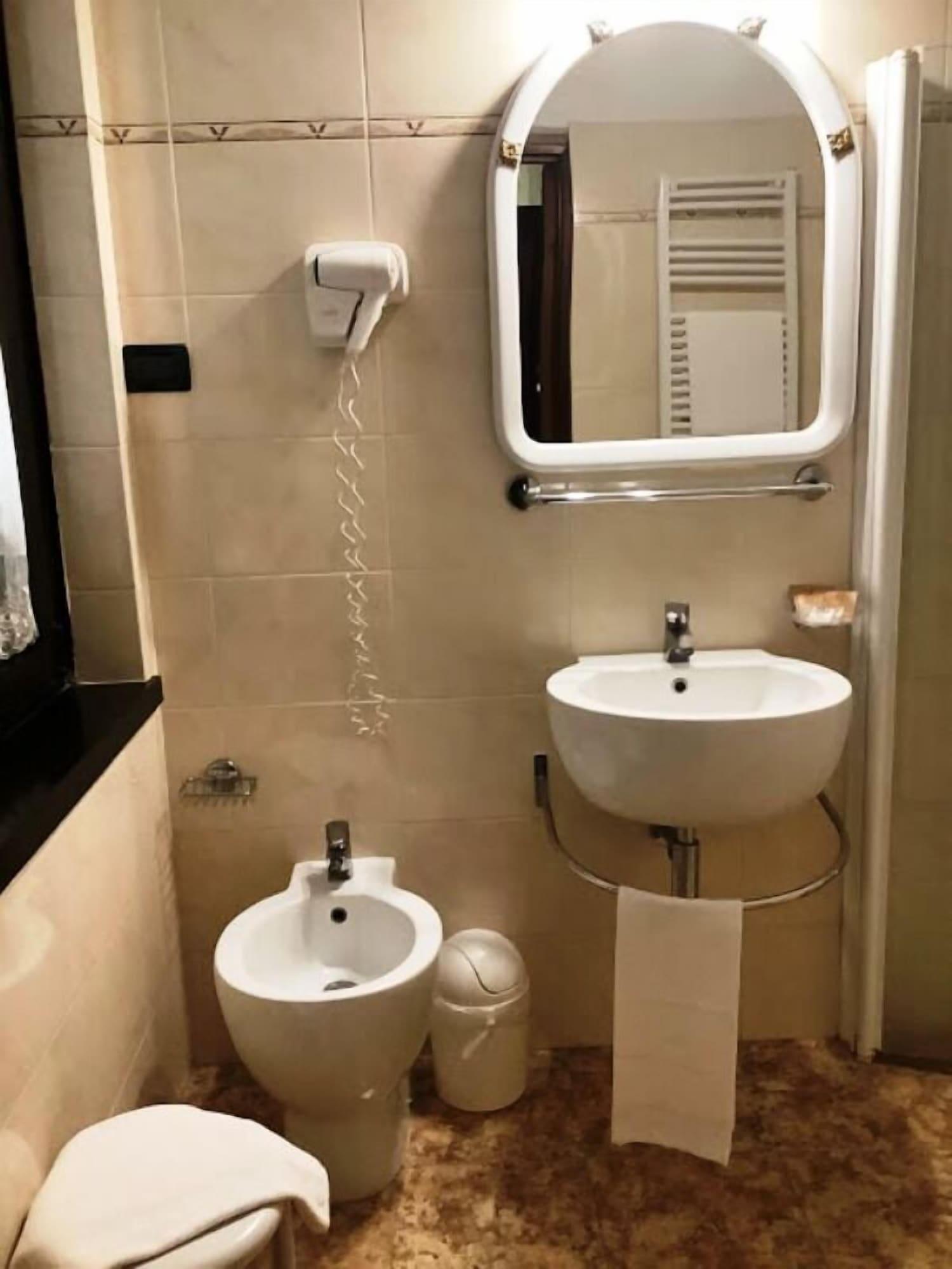 Hotel Savona 몬테카티니테르메 외부 사진
