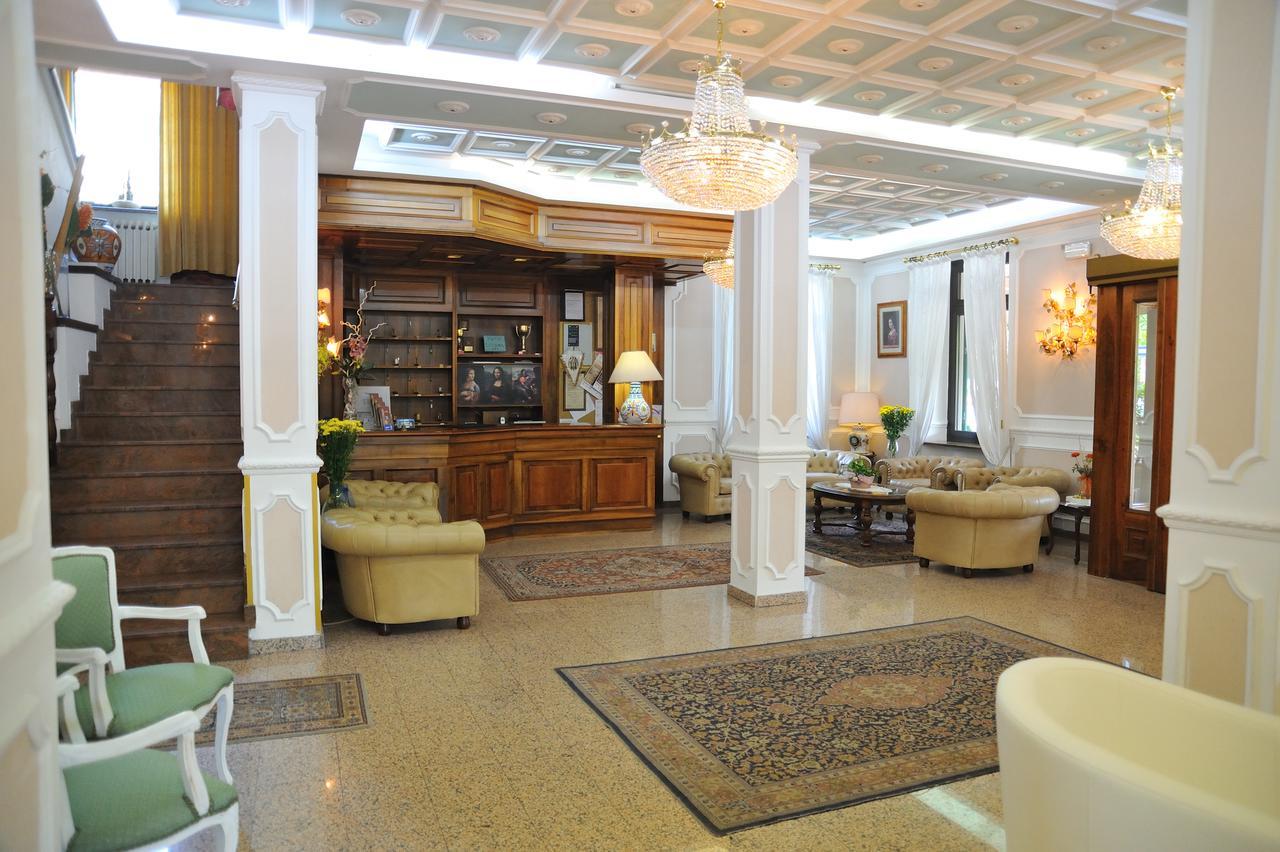 Hotel Savona 몬테카티니테르메 외부 사진