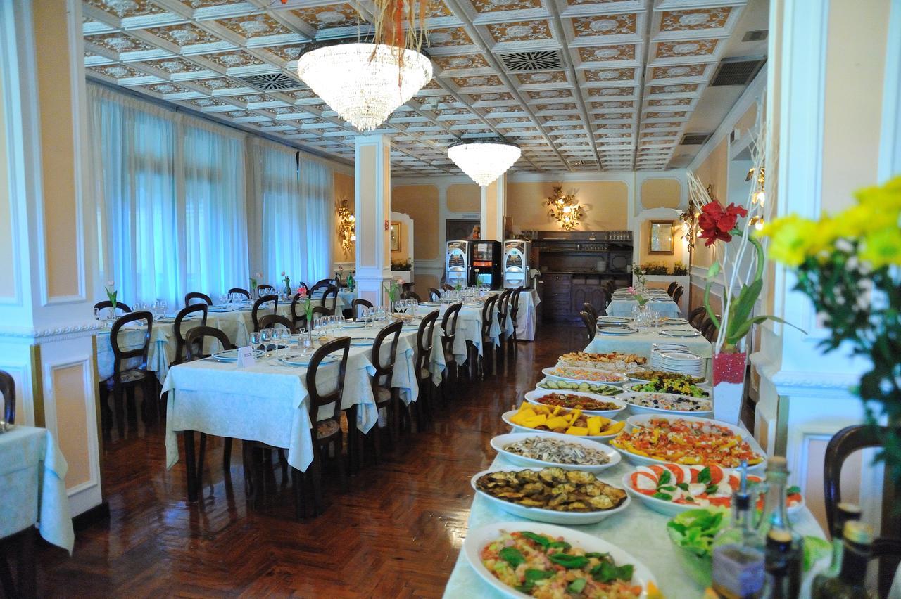 Hotel Savona 몬테카티니테르메 외부 사진